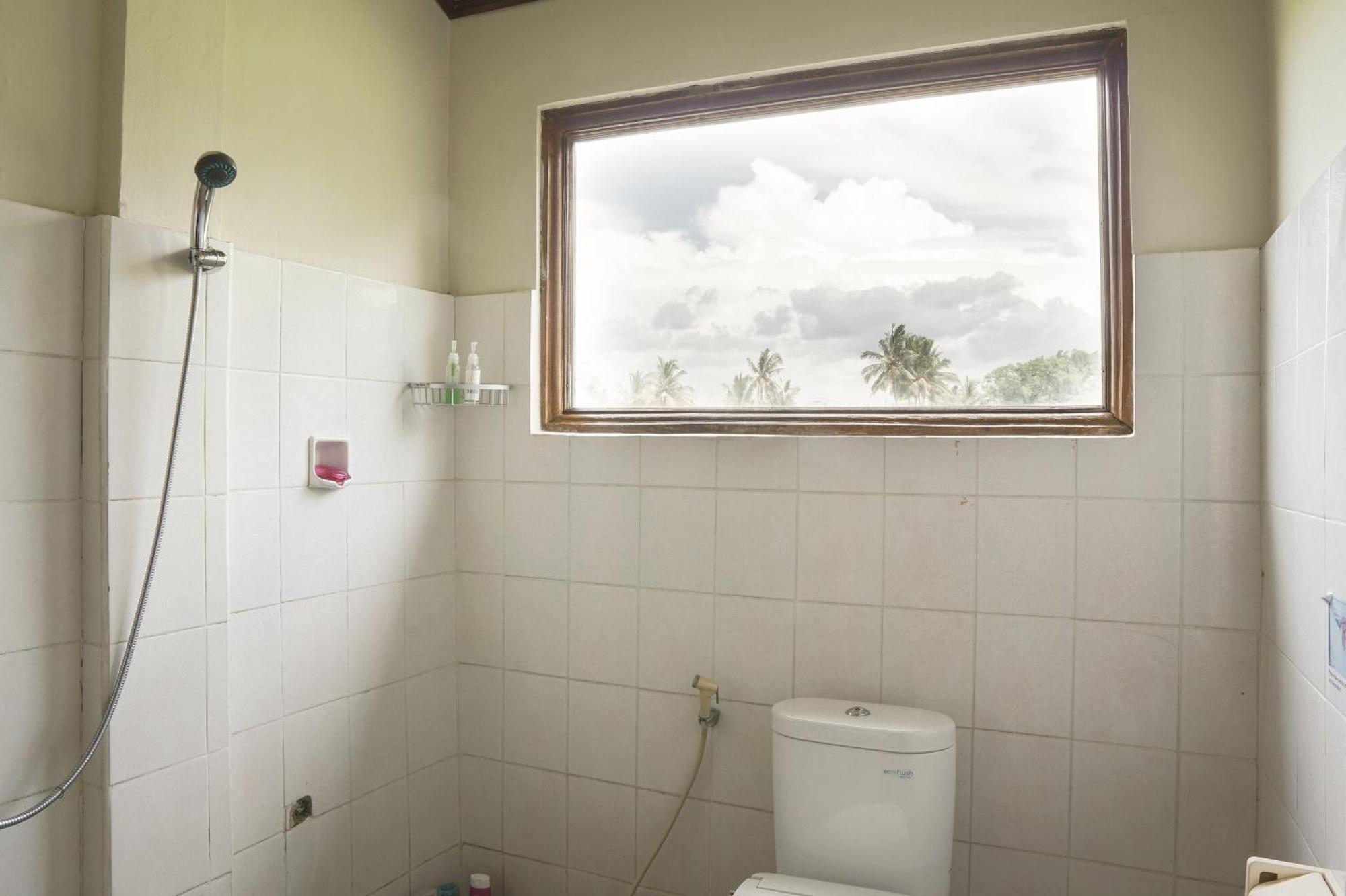 Nirwa 1 Ubud Guesthouse Стая снимка